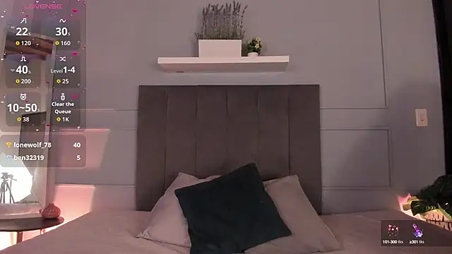 Snapshot of Sweet_Janne_ chatting on 09/23/25, 07:32 Sweet Janne online show from 09/23/25, 07:32