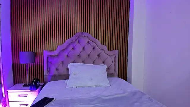 Starbutterflyy  online show from 11/14/25, 04:05