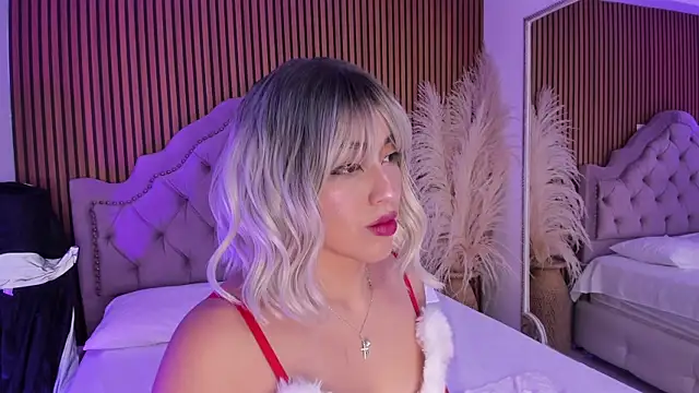 Starbutterflyy  online show from 12/21/25, 03:41