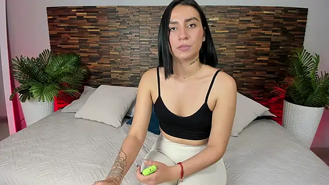 debra win online show from 09/11/25, 08:53