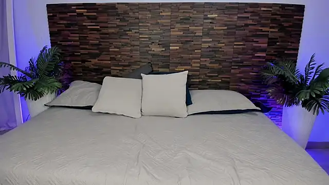 debra win online show from 11/10/25, 08:58