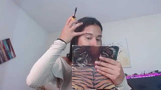 valentini villa online show from 10/22/25, 07:24