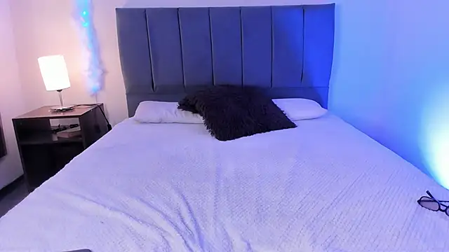 Ambar gh1 online show from 10/23/25, 07:34