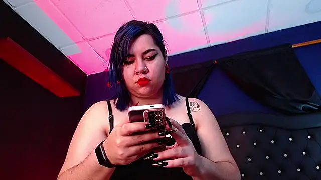 Snapshot of Lilih_golden chatting on 11/09/25, 02:10 Lilih golden online show from 11/09/25, 02:10