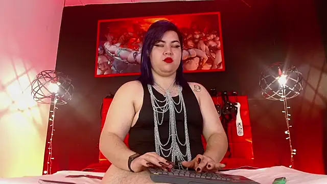 Snapshot of Lilih_golden chatting on 11/13/25, 11:58 Lilih golden online show from 11/13/25, 11:58