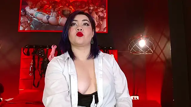 Snapshot of Lilih_golden chatting on 10/23/25, 11:42 Lilih golden online show from 10/23/25, 11:42