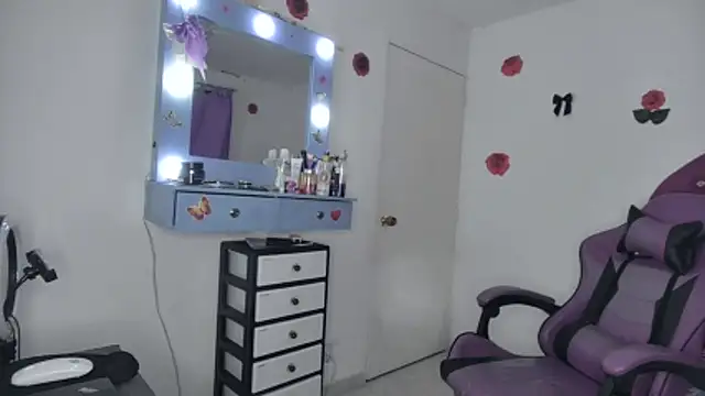 soffy rosses online show from 05/17/26, 02:00