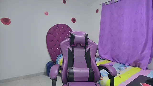 soffy rosses online show from 12/22/25, 03:39