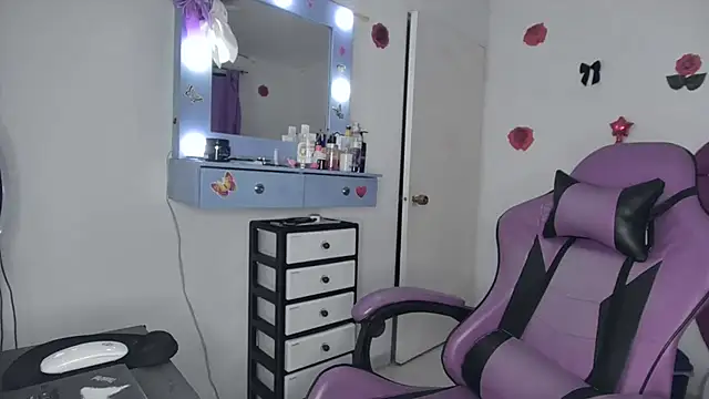 soffy rosses online show from 06/03/26, 02:23