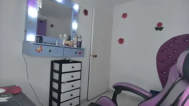 soffy rosses online show from 04/22/26, 02:29