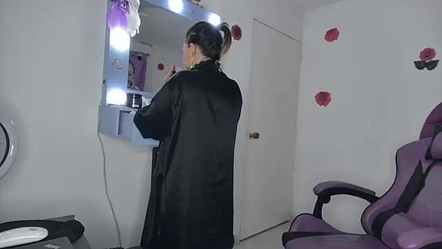 soffy rosses online show from 05/07/26, 01:54