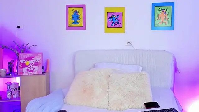 Snapshot of AprilAddams_ chatting on 10/14/25, 09:15 AprilAddams  online show from 10/14/25, 09:15