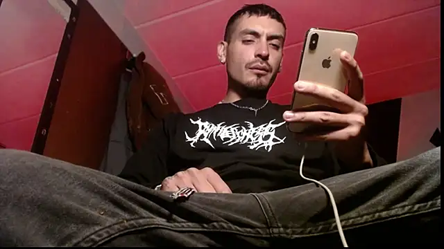 malek xarx  online show from 11/21/25, 02:10