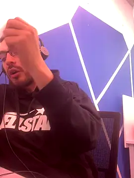 malek xarx  online show from 01/06/26, 03:05