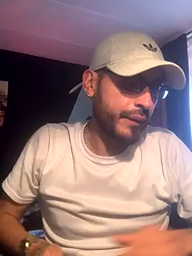 malek xarx  online show from 12/14/25, 08:36