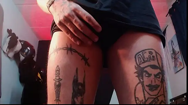 malek xarx  online show from 11/08/25, 09:07