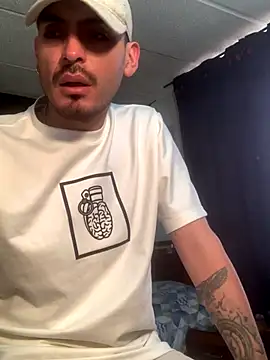 malek xarx  online show from 11/23/25, 06:29