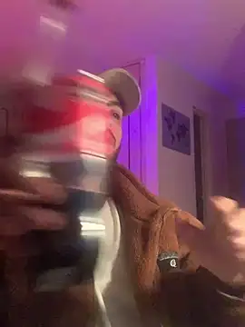 malek xarx  online show from 02/04/26, 05:35