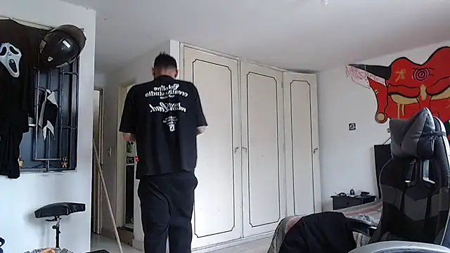 malek xarx  online show from 04/10/26, 02:46