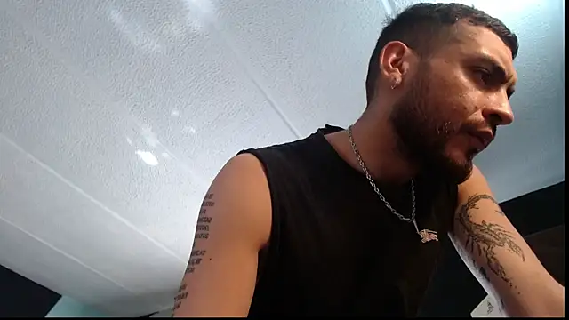 malek xarx  online show from 11/07/25, 03:16