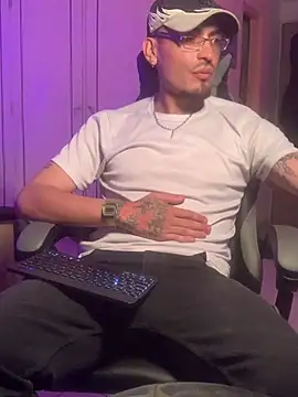 malek xarx  online show from 03/05/26, 05:04