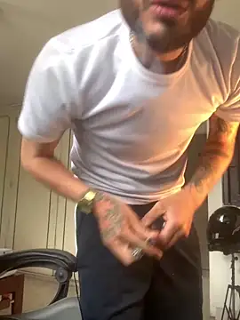 malek xarx  online show from 02/19/26, 04:04