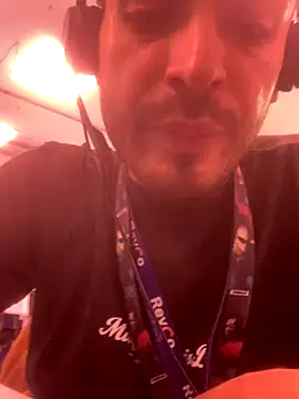 malek xarx  online show from 11/28/25, 02:50