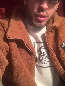 malek xarx  online show from 12/21/25, 02:24