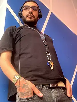 malek xarx  online show from 01/16/26, 01:48