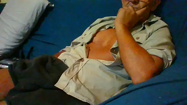 Snapshot of sebastianhotsex chatting on 09/18/25, 09:51 sebastianhotsex online show from 09/18/25, 09:51