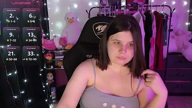 Snapshot of AmyVibess chatting on 06/08/26, 07:03 AmyVibess online show from 06/08/26, 07:03