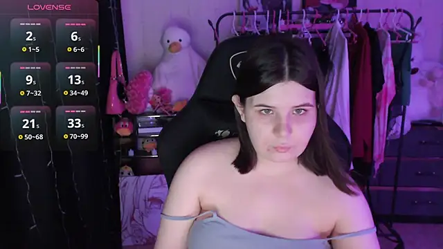 Snapshot of AmyVibess chatting on 06/28/26, 06:14 AmyVibess online show from 06/28/26, 06:14