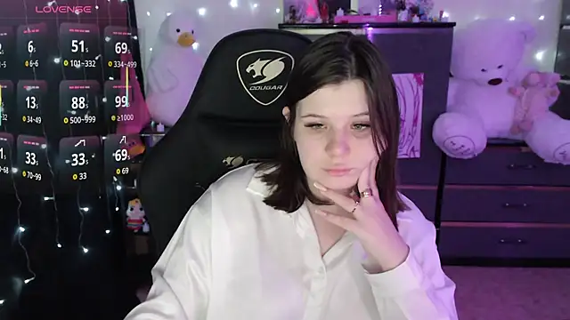 AmyVibess online show from 11/29/25, 08:09