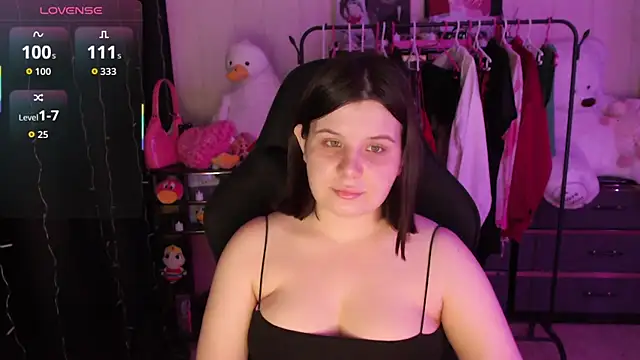 AmyVibess online show from 04/23/26, 08:10