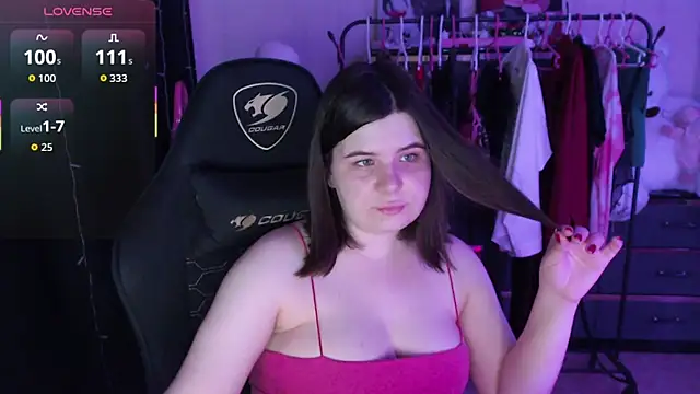 Snapshot of AmyVibess chatting on 06/23/26, 06:06 AmyVibess online show from 06/23/26, 06:06