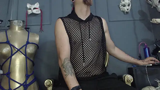 Snapshot of zain_kreigger chatting on 04/16/26, 02:23 zain kreigger online show from 04/16/26, 02:23