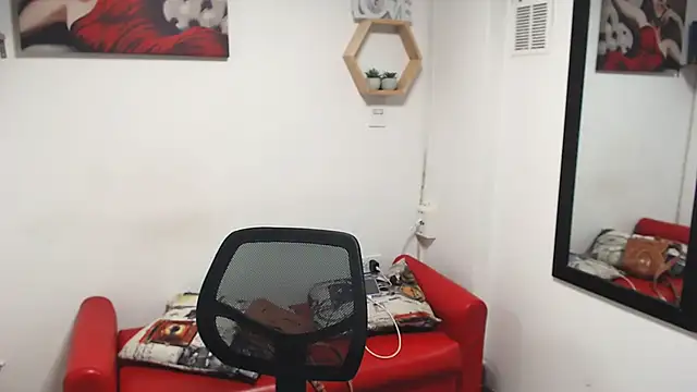 DIVAX MONSERRAT online show from 01/16/26, 11:09