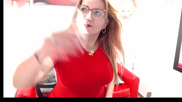 Snapshot of DIVAX_MONSERRAT chatting on 06/07/26, 07:30 DIVAX MONSERRAT online show from 06/07/26, 07:30