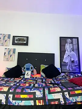 Snapshot of Luke_Stone chatting on 09/28/25, 03:52 Luke Stone online show from 09/28/25, 03:52