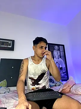 Snapshot of Luke_Stone chatting on 11/22/25, 10:41 Luke Stone online show from 11/22/25, 10:41