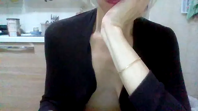 Snapshot of Kelly80 chatting on 06/28/26, 03:24 Kelly80 online show from 06/28/26, 03:24