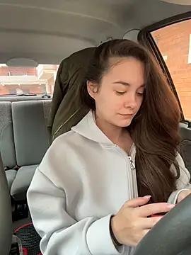 Snapshot of JudyMarbles chatting on 12/04/25, 07:18 JudyMarbles online show from 12/04/25, 07:18