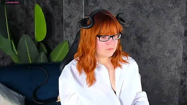 Michelle Wilsson online show from 10/16/25, 07:16