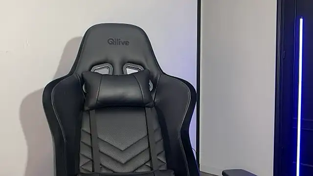 s meow online show from 11/15/25, 10:47