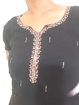 Snapshot of Fiza_Rani78 chatting on 06/26/26, 02:39 Fiza Rani78 online show from 06/26/26, 02:39