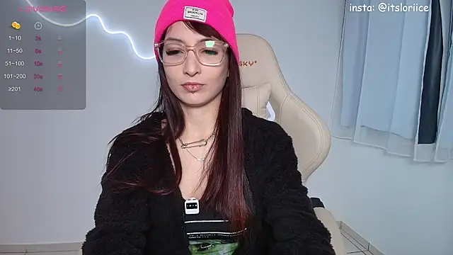 Snapshot of Miss-Brazil chatting on 06/24/26, 09:01 Miss-Brazil online show from 06/24/26, 09:01