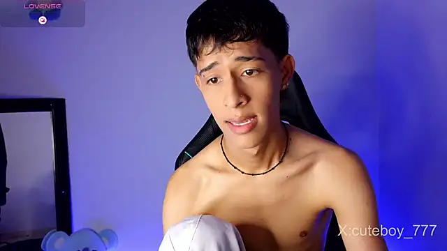 Danny cute 05 online show from 11/21/25, 07:46