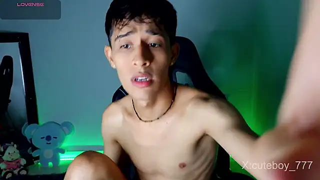 Danny cute 05 online show from 11/13/25, 11:19