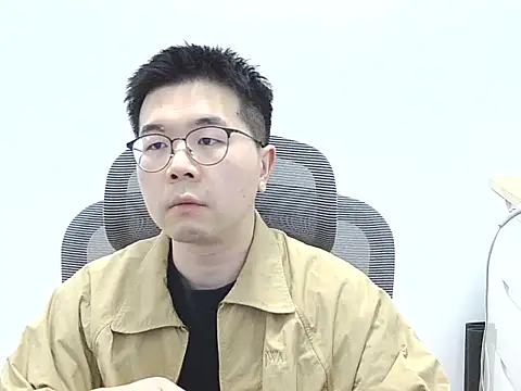 Adzard65 online show from 10/29/25, 03:22