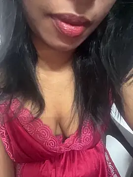 Snapshot of tamil_Aarathi chatting on 10/14/25, 05:57 tamil Aarathi online show from 10/14/25, 05:57